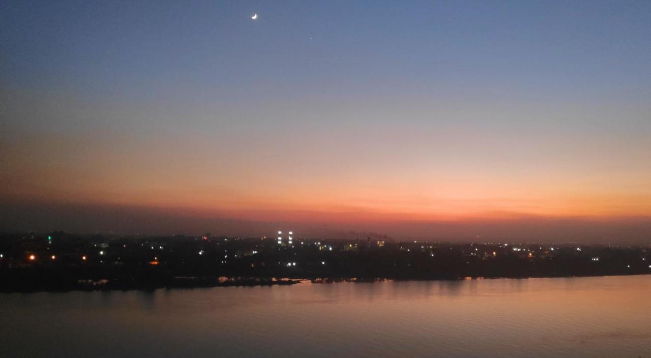 Nile Pyramidal View Apartment Cairo Ngoại thất bức ảnh